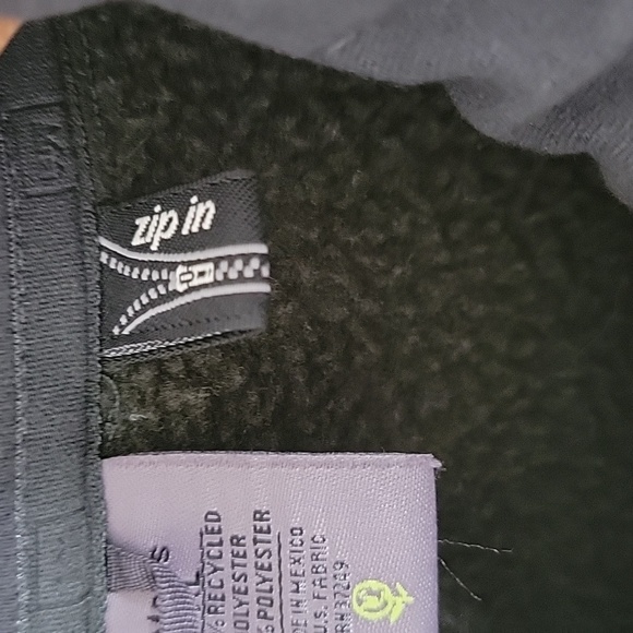 [*3 Items For $20 In Bundle*] REI Men’s fleece zip up jacket green XL - Picture 3 of 9